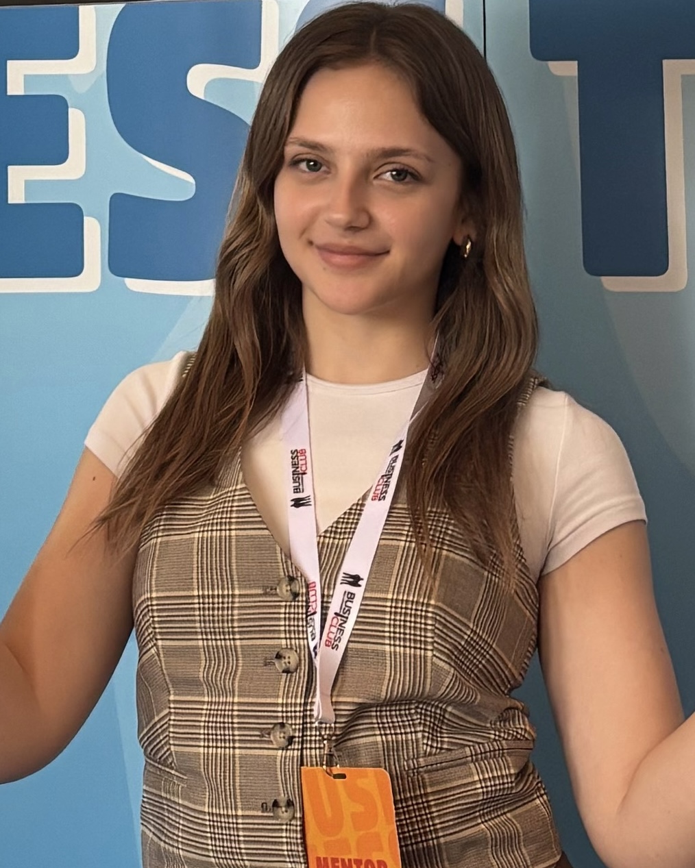 Bengü Selvi