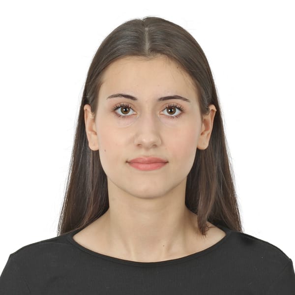 Evelina Tomaili