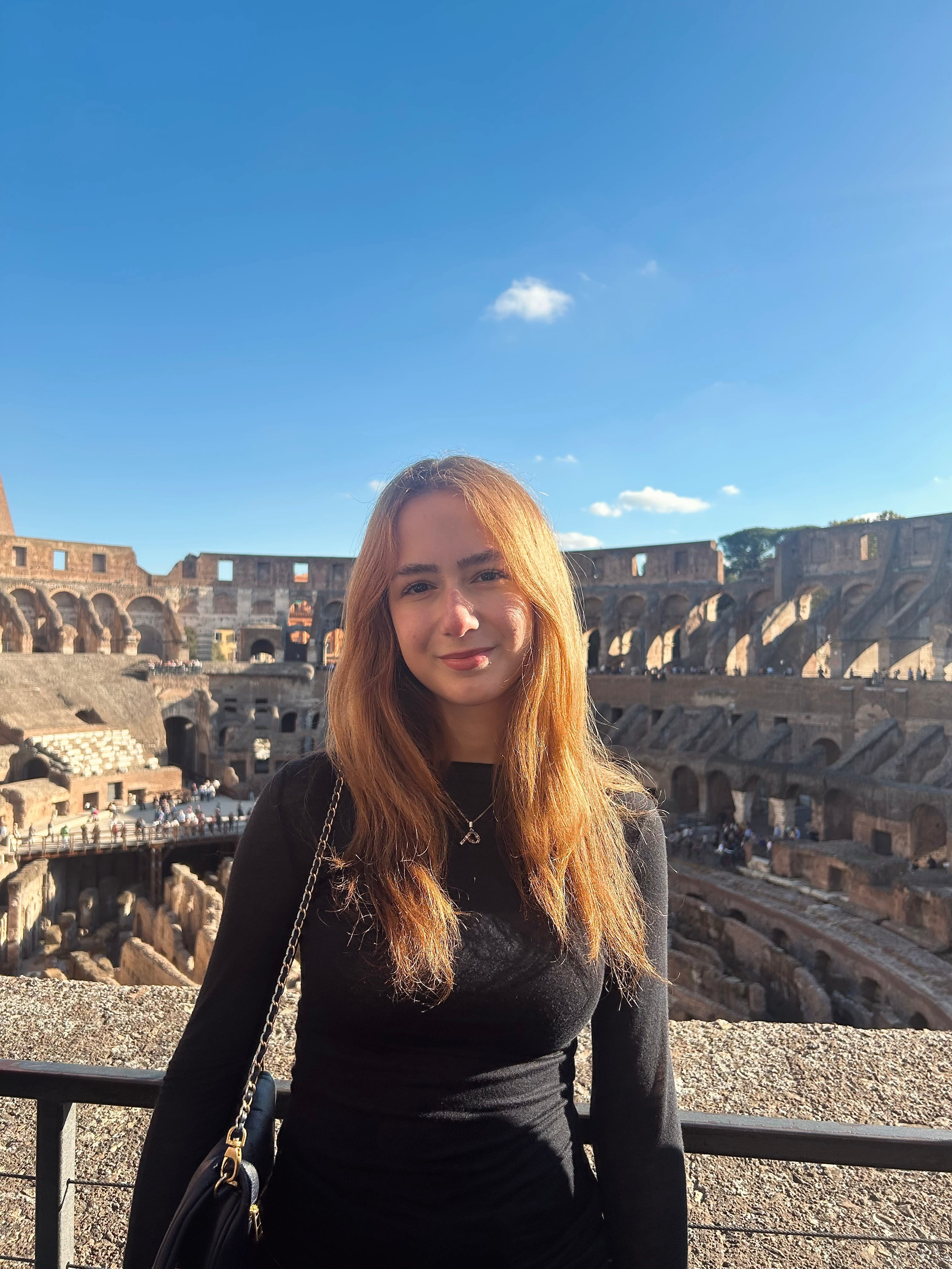 Pelin Yazıcıoğlu (Student)